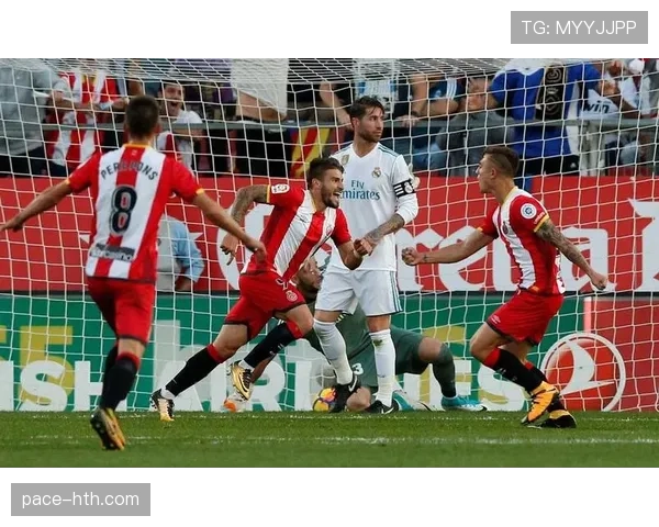 赫罗纳球迷助威激发球队斗志，赫罗纳再续西甲辉煌