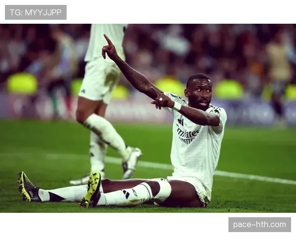 皇马陷入后防线危机，球队下滑真的只是因为战术失误吗？