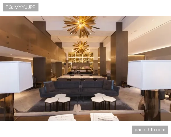 莫兰特家里那个夜店风装修，真是他自己挑的？